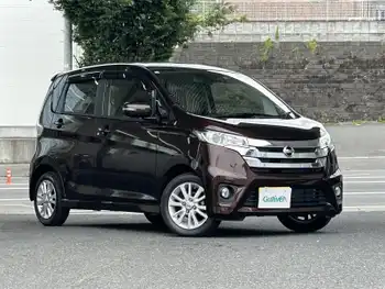 日産 デイズ HWS X Vセレ +SeftyⅡ 全方位カメラ　純正アルミホイール