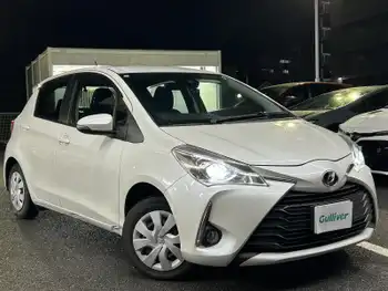 トヨタ ヴィッツ F