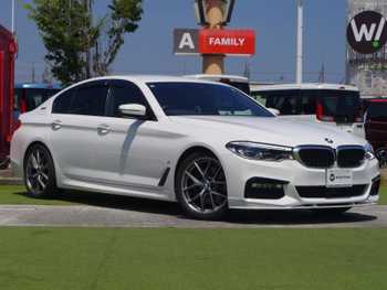 ＢＭＷ ５３０ｅ Mスポーツアイパフォーマンス
