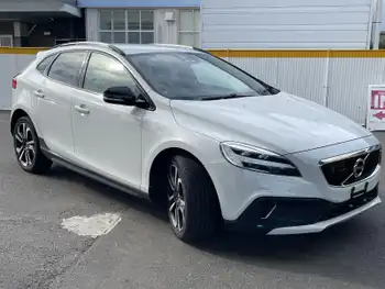 ボルボ Ｖ４０ クロスカントリー T5 AWD サマム