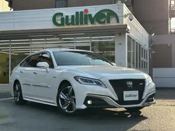 トヨタ クラウン ハイブリッド RS アドバンス メーカーナビ／バックカメラ／ハーフレザー