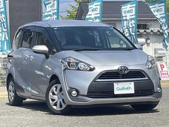 トヨタ シエンタ X 1オーナー　純正SDナビ　純正フロアマット