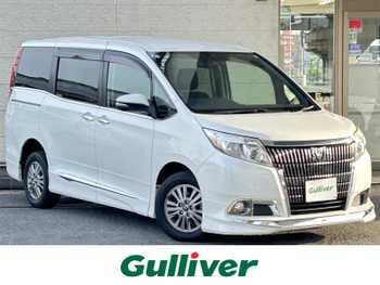 トヨタ エスクァイア Gi 純正9インチナビ　モデリスタエアロ