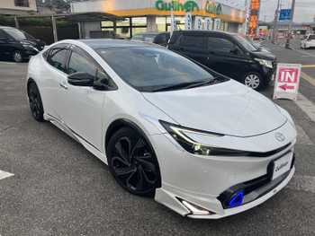 トヨタ プリウス Z