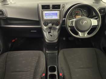 トヨタ ラクティス X 禁煙車 4WD 純正ナビ フルセグ ETC