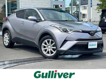 トヨタ Ｃ－ＨＲ S－T 4WD 寒冷地仕様 社外ナビ 衝突軽減クルコン
