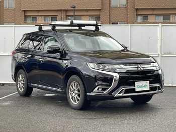 三菱 アウトランダー ＰＨＥＶ G ナビ　全周囲カメラ　ETC