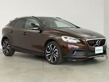 ボルボ Ｖ４０ クロスカントリー D4 モメンタム 純正ナビ ACC レーンキープ 衝突軽減 ETC