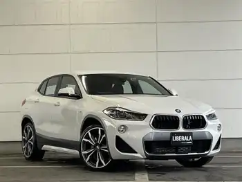 ＢＭＷ Ｘ２ xDrive20i MスポーツX アンビエントライト/純正ナビ/ACC