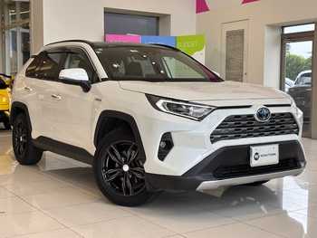トヨタ ＲＡＶ４ ハイブリットG サンルーフ  純正9インチナビ Rカメラ LED