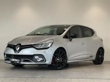 ルノー ルーテシア スポール トロフィー