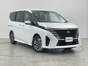 日産 セレナ e－パワー ハイウェイスター V 登録済未使用車 純正12.3型ナビ LED 禁煙車