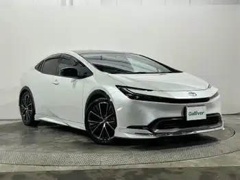 トヨタ プリウス Z 純正ナビ/衝突軽減/全方位カメラ