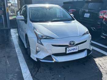 トヨタ プリウス Sセーフティプラス