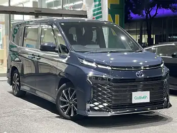 トヨタ ヴォクシー ハイブリッド S－Z 後席M 純正ナビ Bカメラ ETC Rクルーズ LED