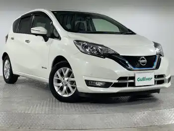 日産 ノート e－パワー メダリスト 純正ナビ 全方位カメラ ハーフレザー LED