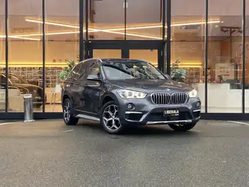 ＢＭＷ Ｘ１ xDrive 18d xライン 純正ナビ Bカメ 半革 温席 ETC 純正18AW