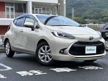 トヨタ アクア Z ワンオーナー・追従クルコン・全周囲カメラ