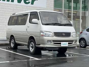 トヨタ ハイエース リビングサルーン EX ワンオーナー　サンルーフ　4WD　