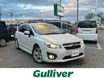 スバル インプレッサ スポーツ 2．0i－S アイサイト 黒ハーフレザーシート Pシート Bカメラ