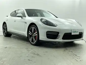 ポルシェ パナメーラ GTS BOSE サンルーフ 可動式リアウィング ETC