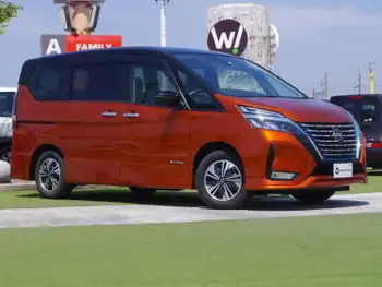 日産 セレナ e－パワー ハイウェイスター V セーフティパックB