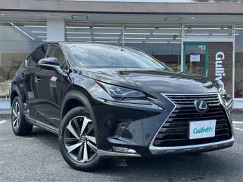 レクサス ＮＸ 300h Iパッケージ 衝突軽減 白革シート サンルーフ 360°カメ
