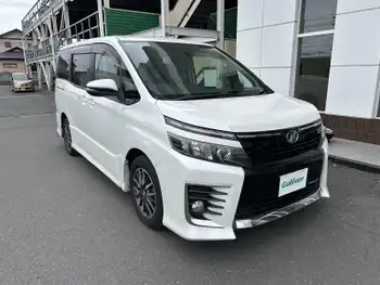 トヨタ ヴォクシー ZS
