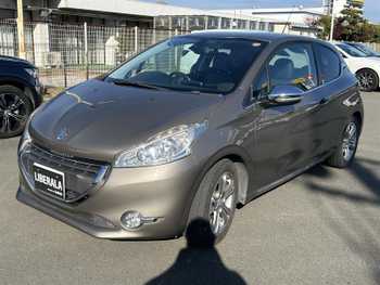 プジョー ２０８ アリュール BT ETC ドラレコ ハーフレザー