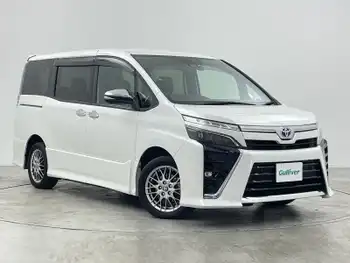 トヨタ ヴォクシー ハイブリッド ZS 煌Ⅲ
