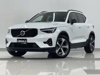 ボルボ ボルボ ＸＣ４０ アルティメット B4 AWD 1オーナー 半革 harman&kardon Googleナビ