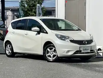 日産 ノート X 純正ナビ　フルセグTV　Bluetooth