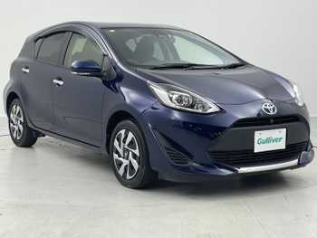 トヨタ アクア S スタイルブラック 純正ナビ　全方位カメラ　ETC　LEDライト