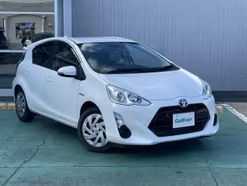 トヨタ アクア S