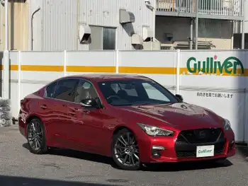 日産 スカイライン 400R 禁煙1オナBOSE黒革360°カメラリアスポ