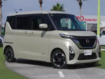 日産 ルークス ハイウェイスター X 全方位 9型純正ナビ TV BT エマブレ