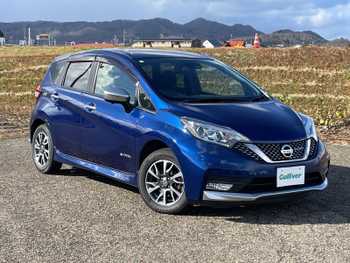日産 ノート e－パワーオーテック FOUR 衝突軽減 DTV BT ドラレコ ETC LEDライト