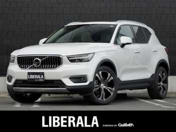 ボルボ ボルボ ＸＣ４０ B4 AWD インスクリプション ホワイトレザーパノラマSR harmankardon