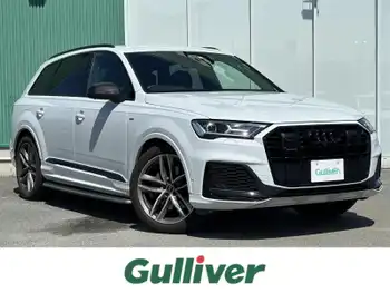 アウディ アウディ Ｑ７ 55TFSIクワトロ Sライン シートヒーター・ドライブレコーダー