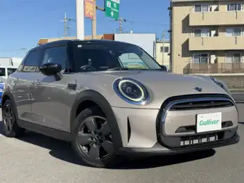 ＭＩＮＩ ＢＭＷ ミニ クーパー クラシックトリム 衝突軽減B 純正DA バックカメラ 社外ナビ