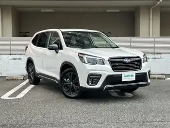 スバル フォレスター スポーツ ワンオーナー　AWD　EyeSight　8インチナビ