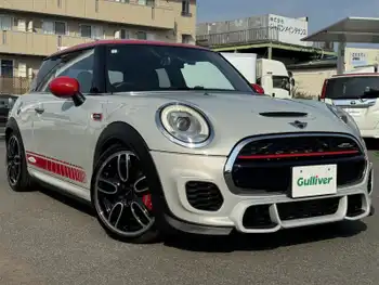 ＭＩＮＩ ミニ ジョンクーパーワークス 衝突軽減 純正ナビ BT 車高調 JCWマフラー