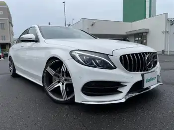 メルセデス・ベンツ Ｃ１８０ アバンギャルド AMGライン レザーシート　19インチAW　車高調