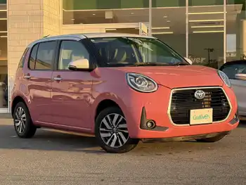 トヨタ パッソ モーダ　チャーム 純正SDナビ AVM シートヒーター ETC