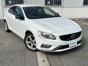 ボルボ Ｓ６０ T4 Rデザイン スマートキー　メーカーナビ　バックカメラ