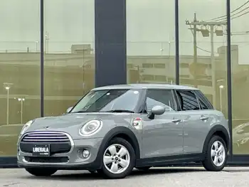 ＭＩＮＩ ミニ ヴィクトリア 特別仕様車 純正ナビ LEDヘッドライト