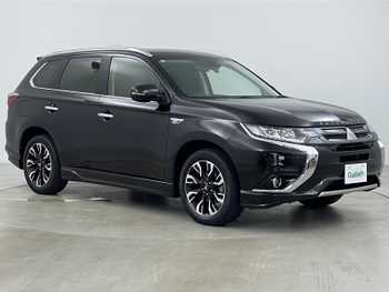 三菱 アウトランダー ＰＨＥＶ G プレミアムパッケージ 純正ナビ サンルーフ 全方位カメラ