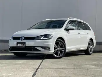 フォルクスワーゲン ゴルフ ヴァリアント TDI ハイライン マイスター 純正ナビ 革シート ACC BSM レーンキープ