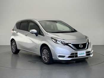 日産 ノート e－パワーX FOUR Vセレ 純正ナビ 車線逸脱 衝突軽減 Bカメラ ETC