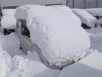 スズキ アルト L 純正カーオーディオ/運転席シートヒーター